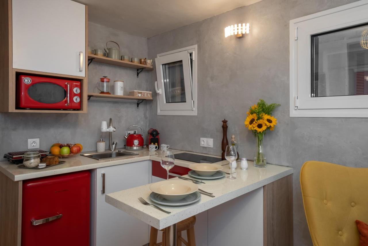 Cozy Tiny Apartment In The Heart Of Plaka 아테네 외부 사진