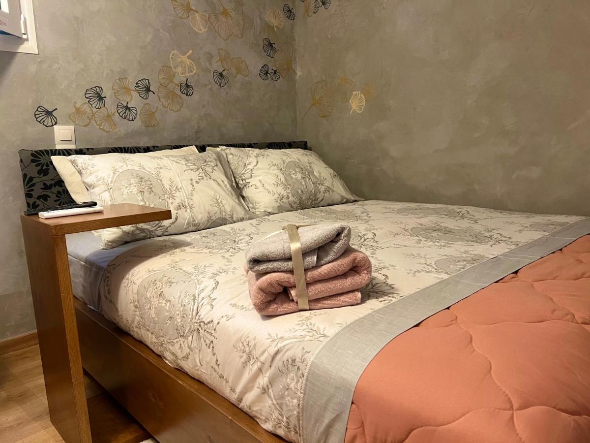 Cozy Tiny Apartment In The Heart Of Plaka 아테네 외부 사진