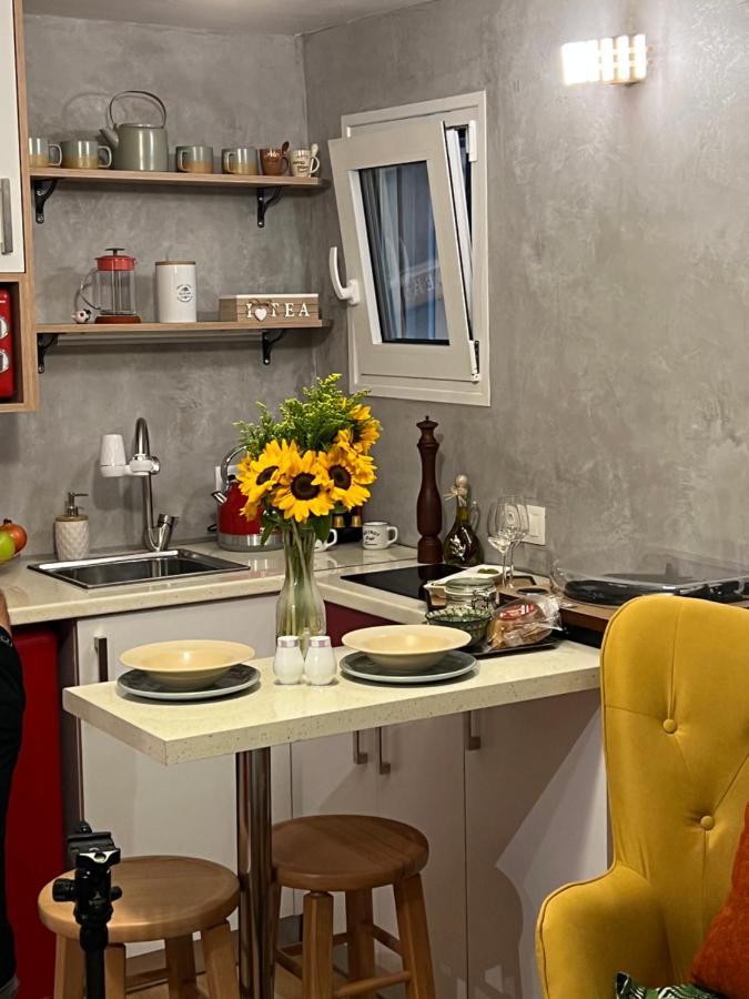 Cozy Tiny Apartment In The Heart Of Plaka 아테네 외부 사진